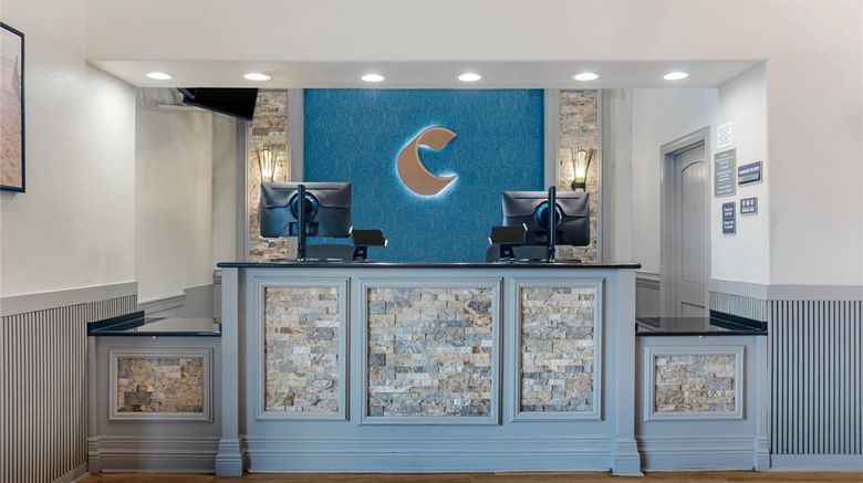 <b>Comfort Inn Pensacola NAS Corry Station Lobby</b>. Images powered by <a href="https://iceportal.shijigroup.com/" title="IcePortal" target="_blank">IcePortal</a>.
