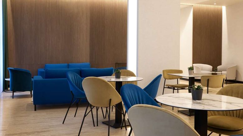 <b>Radisson Hotel Ferrara Restaurant</b>. Images powered by <a href="https://iceportal.shijigroup.com/" title="IcePortal" target="_blank">IcePortal</a>.