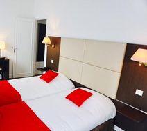 Hotel D'Orsay Room