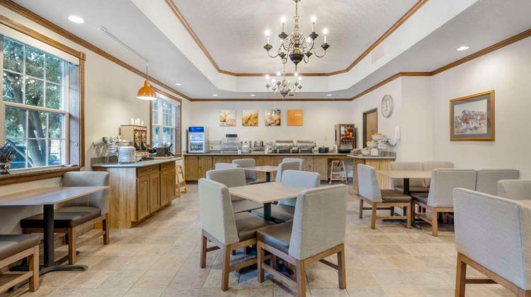 Comfort Inn & Suites Mt. Rushmore Restaurant
