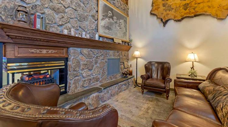 Comfort Inn & Suites Mt. Rushmore Lobby