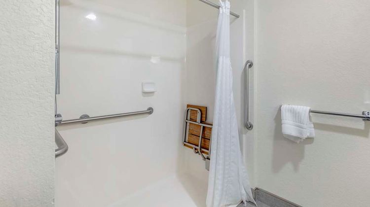 Comfort Inn & Suites Mt. Rushmore Room