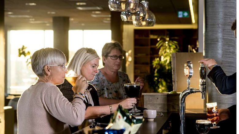 <b>Aalborg Airport Hotel Restaurant</b>. Images powered by <a href="https://iceportal.shijigroup.com/" title="IcePortal" target="_blank">IcePortal</a>.