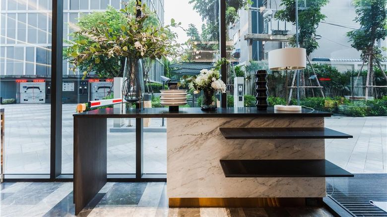 <b>Wyndham Bangkok Queen Convention Centre Lobby</b>. Images powered by <a href="https://iceportal.shijigroup.com/" title="IcePortal" target="_blank">IcePortal</a>.