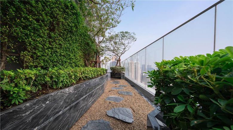 <b>Wyndham Bangkok Queen Convention Centre Pool</b>. Images powered by <a href="https://iceportal.shijigroup.com/" title="IcePortal" target="_blank">IcePortal</a>.