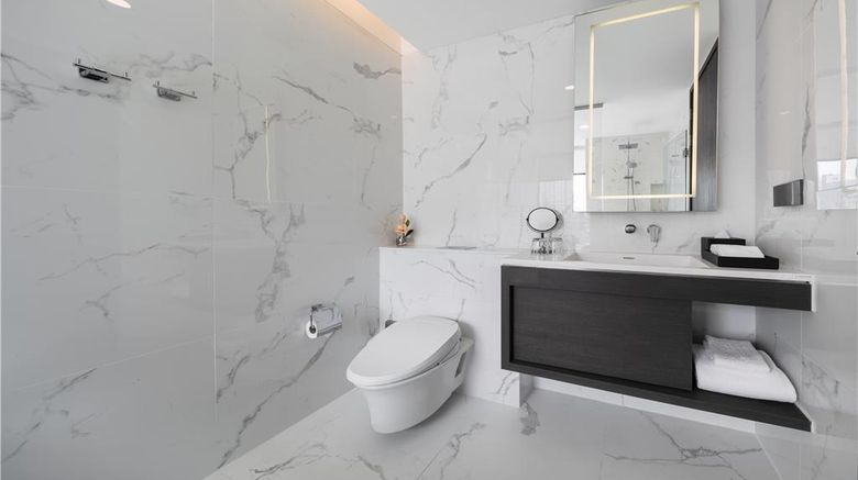 <b>Wyndham Bangkok Queen Convention Centre Room</b>. Images powered by <a href="https://iceportal.shijigroup.com/" title="IcePortal" target="_blank">IcePortal</a>.