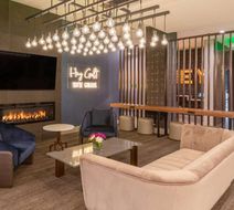 La Quinta Inn & Suites by Wyndham Lobby