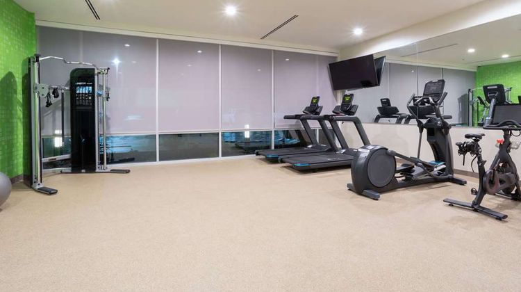 La Quinta Inn & Suites by Wyndham Health