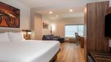 La Quinta Inn & Suites by Wyndham Room