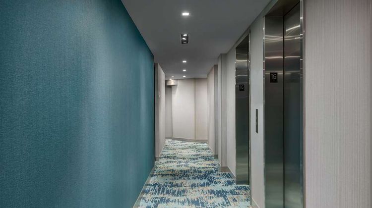 Hilton Garden Inn Times Square North Lobby