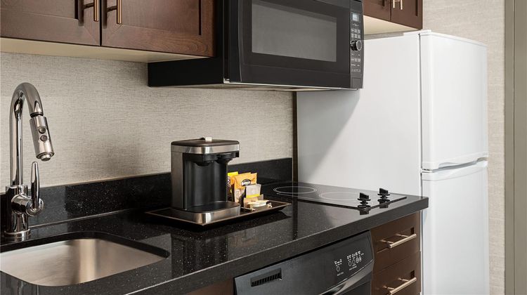 DoubleTree by Hilton Montreal Airport W Other