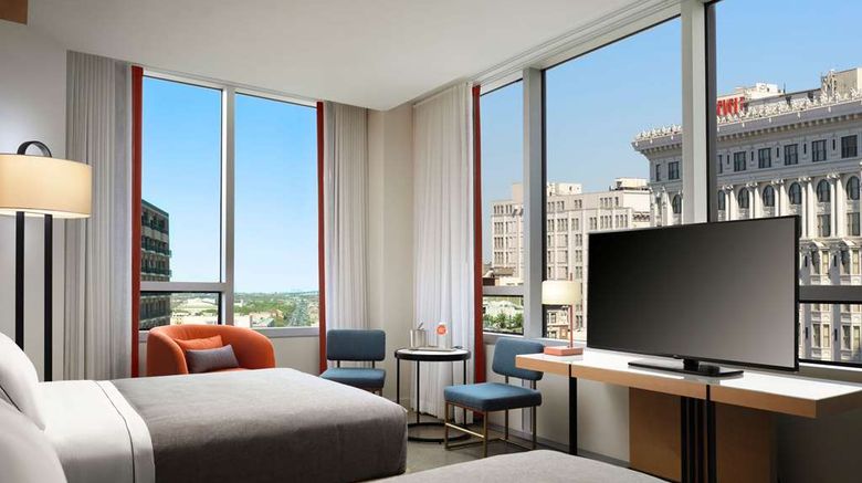 <b>Canopy by Hilton New Orleans Downtown Room</b>. Images powered by <a href="https://iceportal.shijigroup.com/" title="IcePortal" target="_blank">IcePortal</a>.