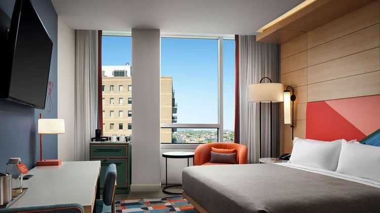 Canopy by Hilton New Orleans Downtown Room