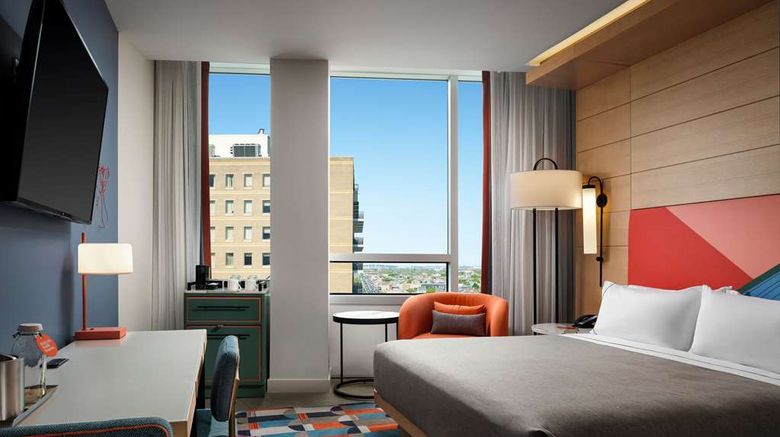 <b>Canopy by Hilton New Orleans Downtown Room</b>. Images powered by <a href="https://iceportal.shijigroup.com/" title="IcePortal" target="_blank">IcePortal</a>.