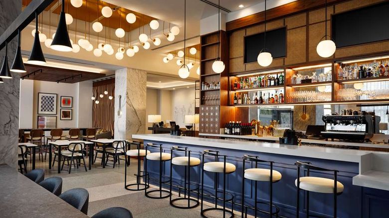 <b>Canopy by Hilton New Orleans Downtown Restaurant</b>. Images powered by <a href="https://iceportal.shijigroup.com/" title="IcePortal" target="_blank">IcePortal</a>.