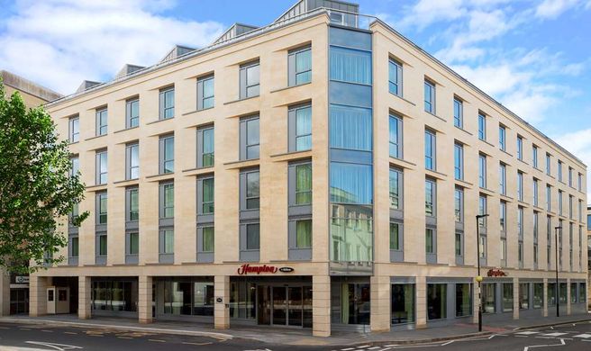 Hampton by Hilton Bath City Exterior