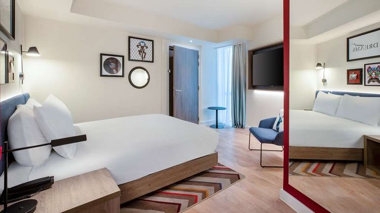 Hampton by Hilton Bath City Room