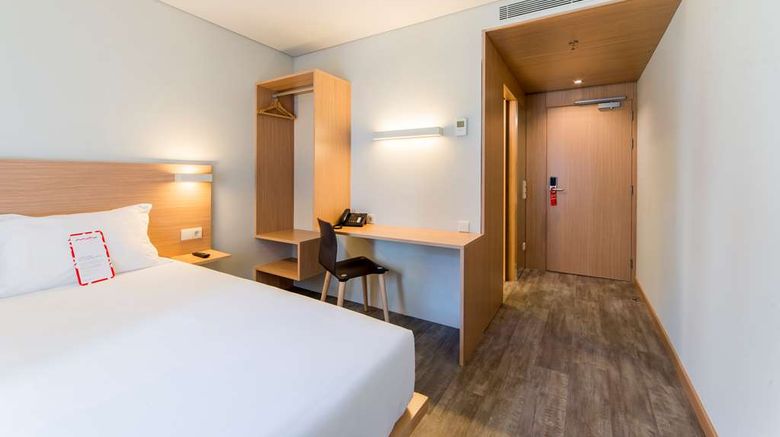 <b>Moov Hotel Porto Norte Room</b>. Images powered by <a href="https://iceportal.shijigroup.com/" title="IcePortal" target="_blank">IcePortal</a>.