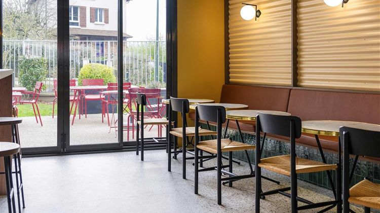 Ibis Styles Versailles Saint Quentin Exterior