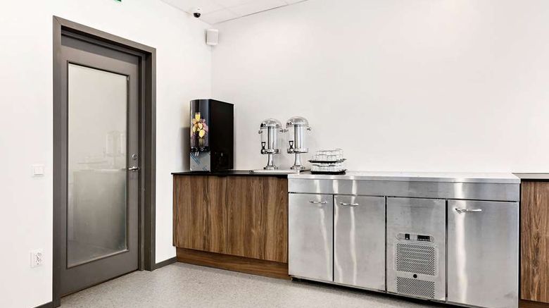 <b>Sure Hotel Studio by Best Western Bromma Restaurant</b>. Images powered by <a href="https://iceportal.shijigroup.com/" title="IcePortal" target="_blank">IcePortal</a>.