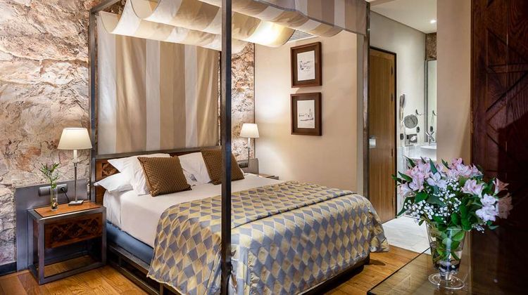 Parador de Alarcon Room