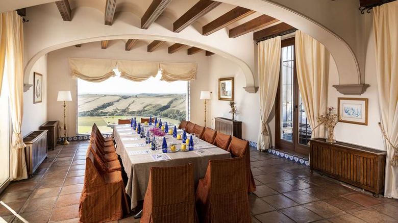 <b>Parador de Arcos de la Frontera Meeting</b>. Images powered by <a href="https://iceportal.shijigroup.com/" title="IcePortal" target="_blank">IcePortal</a>.