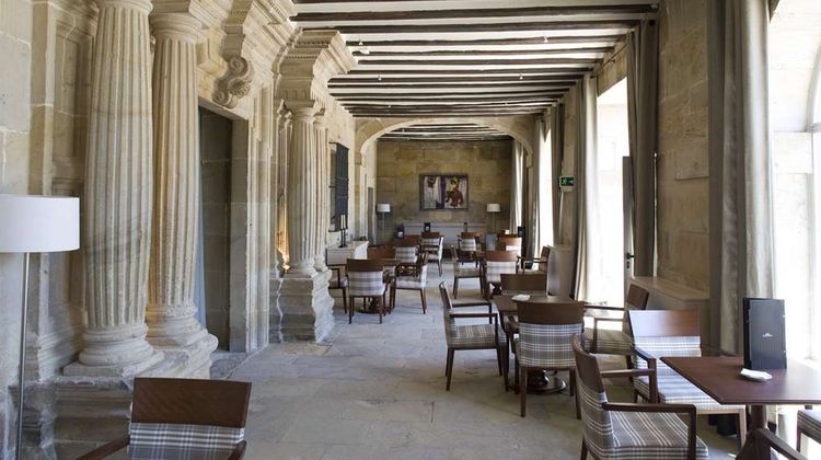 Parador de Argomaniz Lobby