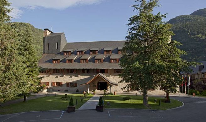 Parador de Arties Exterior