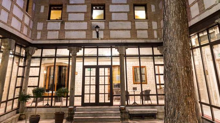 Parador de Avila Exterior