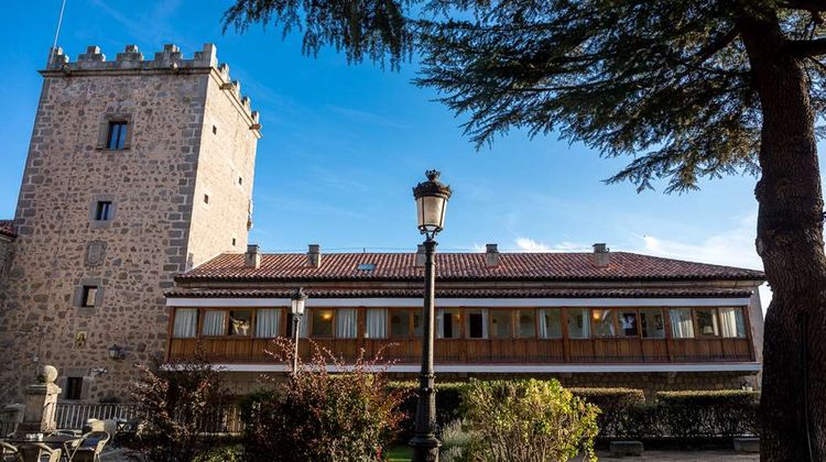 Parador de Avila Exterior