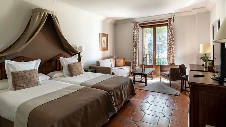 <b>Parador de Avila Room</b>. Images powered by <a href="https://iceportal.shijigroup.com/" title="IcePortal" target="_blank">IcePortal</a>.