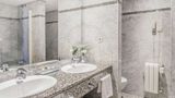 <b>Parador de Baiona Suite</b>. Images powered by <a href="https://iceportal.shijigroup.com/" title="IcePortal" target="_blank">IcePortal</a>.