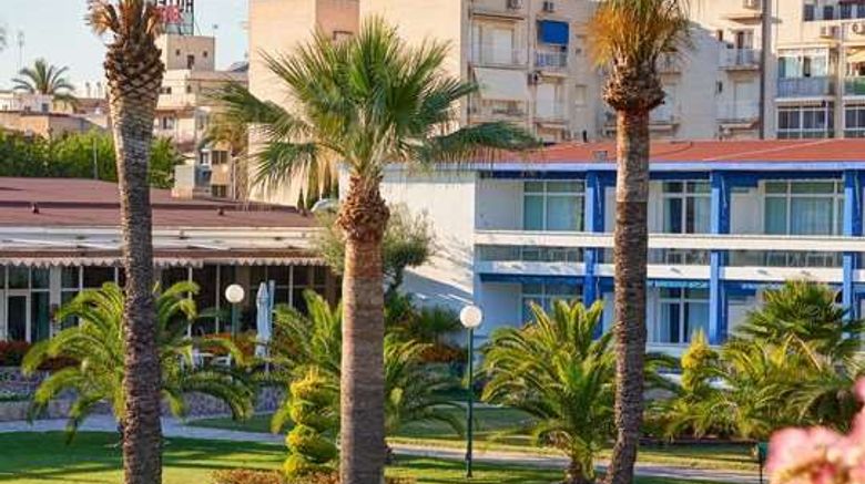 <b>Parador de Benicarlo Exterior</b>. Images powered by <a href="https://iceportal.shijigroup.com/" title="IcePortal" target="_blank">IcePortal</a>.