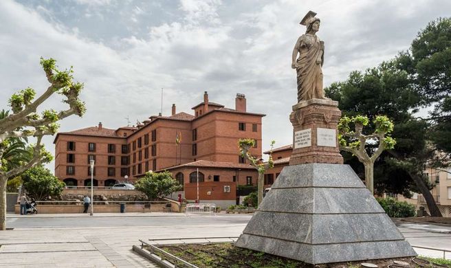 Parador de Calahorra Exterior