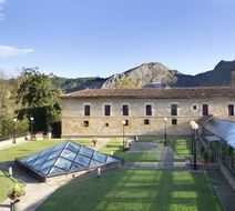 Parador de Cangas de Onis Exterior