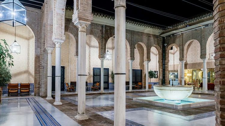 Parador de Carmona Lobby