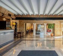 Parador de Carmona Lobby