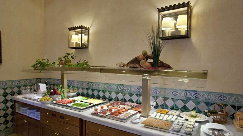 <b>Parador de Guadalupe Restaurant</b>. Images powered by <a href="https://iceportal.shijigroup.com/" title="IcePortal" target="_blank">IcePortal</a>.