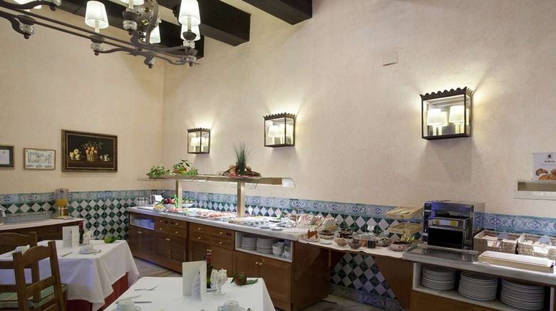 <b>Parador de Guadalupe Restaurant</b>. Images powered by <a href="https://iceportal.shijigroup.com/" title="IcePortal" target="_blank">IcePortal</a>.