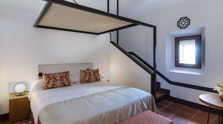 <b>Parador de Jaen Room</b>. Images powered by <a href="https://iceportal.shijigroup.com/" title="IcePortal" target="_blank">IcePortal</a>.