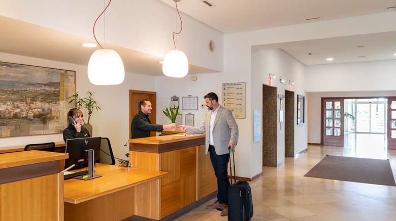 <b>Parador de Javea Lobby</b>. Images powered by <a href="https://iceportal.shijigroup.com/" title="IcePortal" target="_blank">IcePortal</a>.