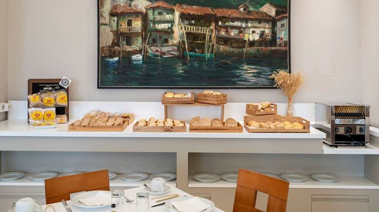 <b>Parador de Javea Restaurant</b>. Images powered by <a href="https://iceportal.shijigroup.com/" title="IcePortal" target="_blank">IcePortal</a>.