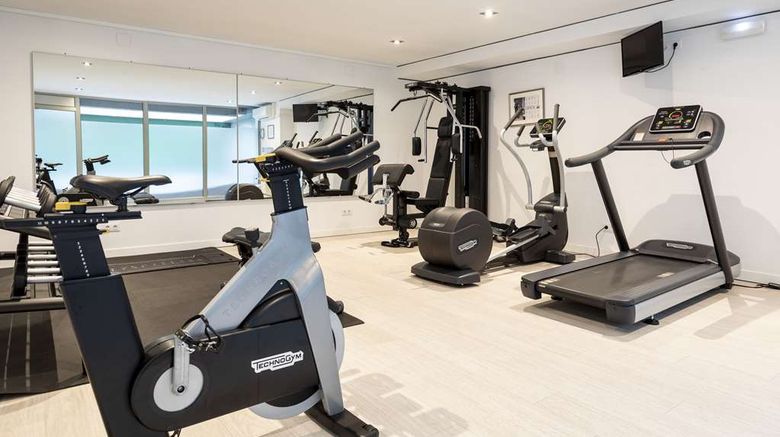 <b>Parador de La Granja Health</b>. Images powered by <a href="https://iceportal.shijigroup.com/" title="IcePortal" target="_blank">IcePortal</a>.