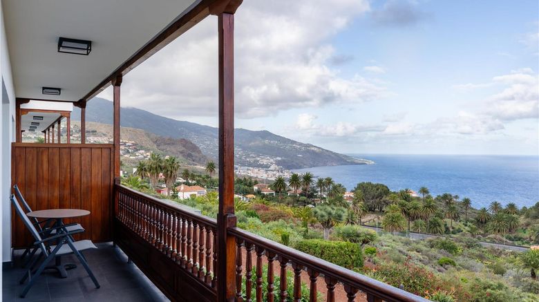 <b>Parador de la Palma Suite</b>. Images powered by <a href="https://iceportal.shijigroup.com/" title="IcePortal" target="_blank">IcePortal</a>.