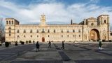 Parador de Leon Exterior