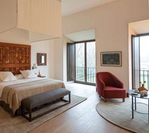 Parador de Leon Room