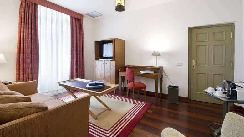 <b>Parador De Limpias Room</b>. Images powered by <a href="https://iceportal.shijigroup.com/" title="IcePortal" target="_blank">IcePortal</a>.