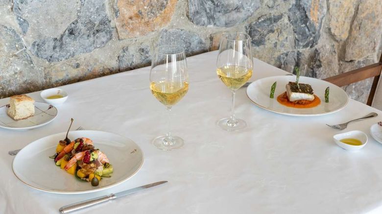 <b>Parador de Malaga Gibralfaro Restaurant</b>. Images powered by <a href="https://iceportal.shijigroup.com/" title="IcePortal" target="_blank">IcePortal</a>.