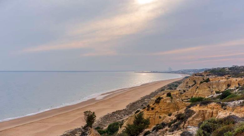 <b>Parador de Mazagon Beach</b>. Images powered by <a href="https://iceportal.shijigroup.com/" title="IcePortal" target="_blank">IcePortal</a>.