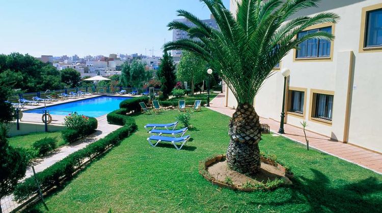 Parador de Melilla Pool
